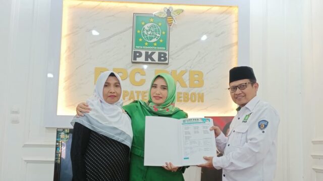 Didampingi Ibunya, Nita Mantap Calonkan Diri dari PKB
