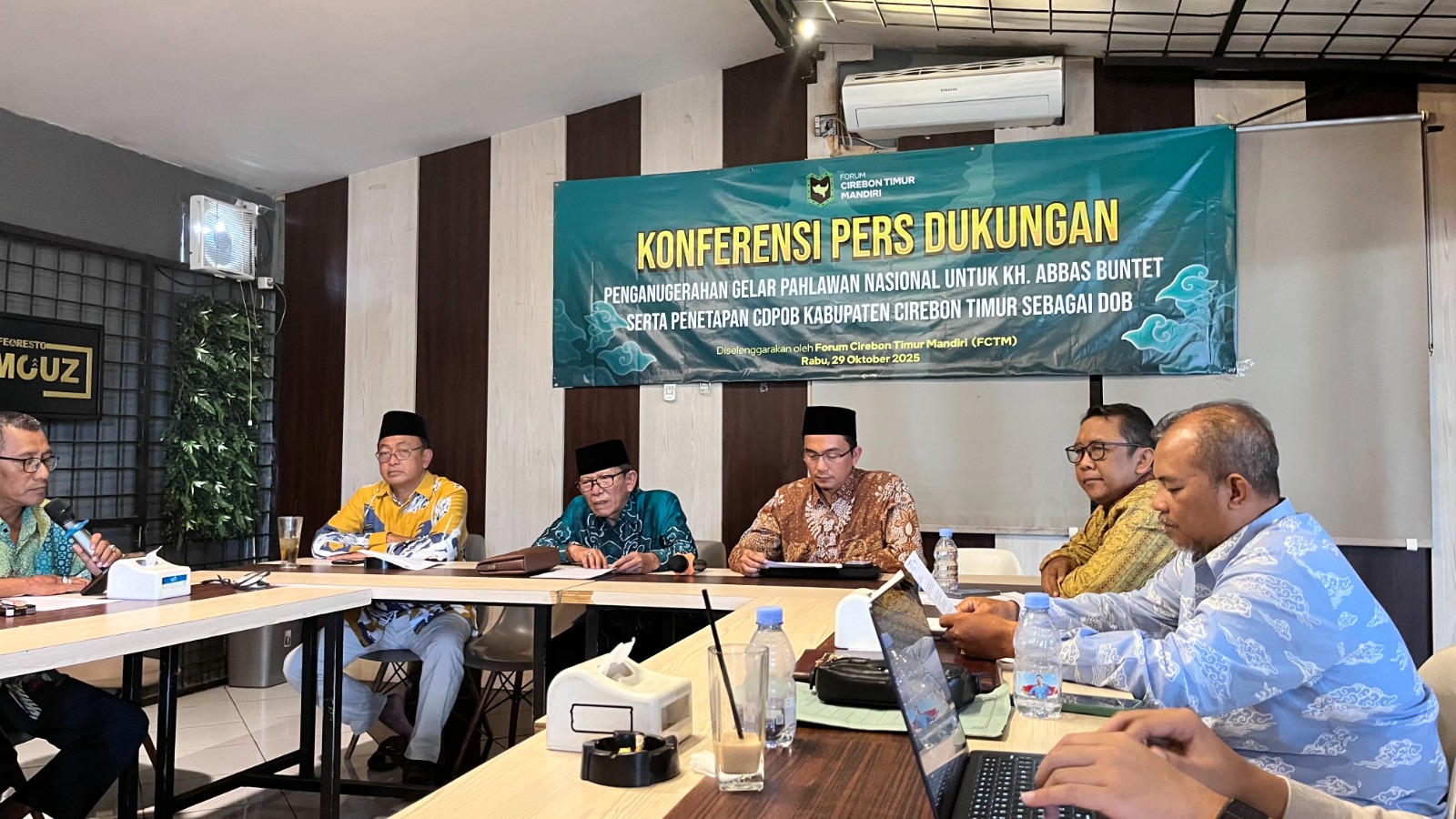 WhatsApp Image 2025-10-29 at 20.57.33