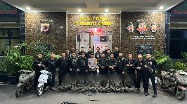 Pelaku aksi tawuran yang berhasil diringkus Tim Raimas Macan Kumbang Polresta Cirebon