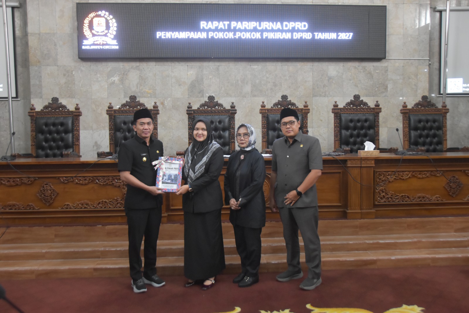Sidang paripurna DPRD Kabupaten Cirebon