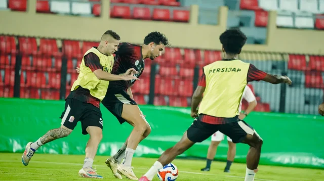 Pemain Persijap saat berlatih (Foto : Persijap)