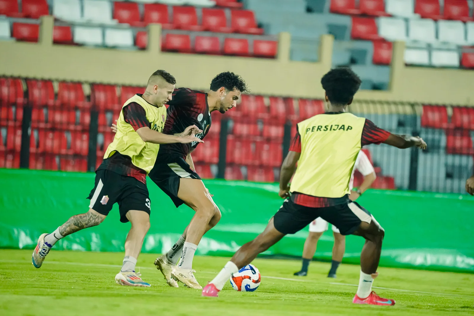 Pemain Persijap saat berlatih (Foto : Persijap)